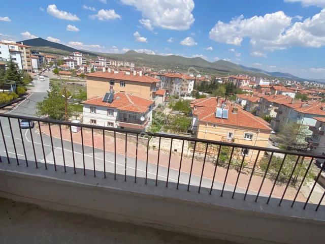 Sahibinden 3+1 125 M/2 Artı. Bahçesi Ve Deposuda Mevcut