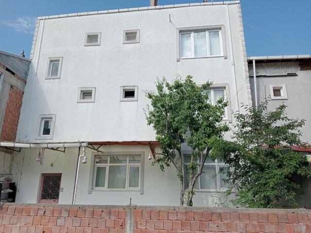 Sahibinden 3 Katlı Aile Apartmanı