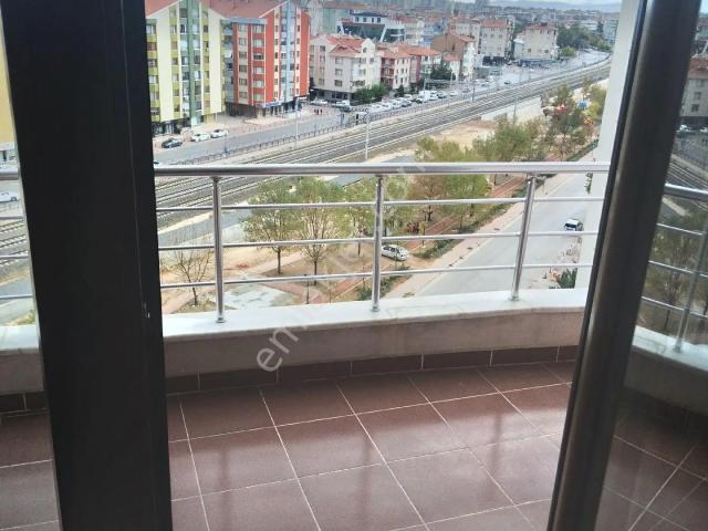 Sahibinden 4 + 1 Kiralık Ev, Demiryolu Cad