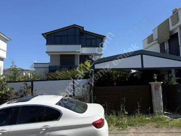 Sahilde Tam Müstakil Trıblex Villa