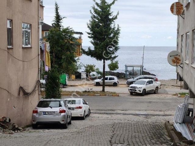 Sahile Denize 100m Mesafede Satılık Müstakil Bina