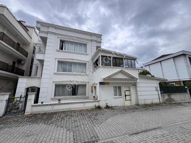 Sahile Sıfır Kiralık 3+1 Daire