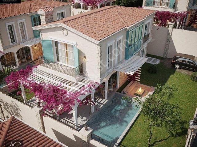 Sahile Yakın manzara güvenlik özel Havuz otopark asansor hamam sauna bahçe akıllı Ev müstakil