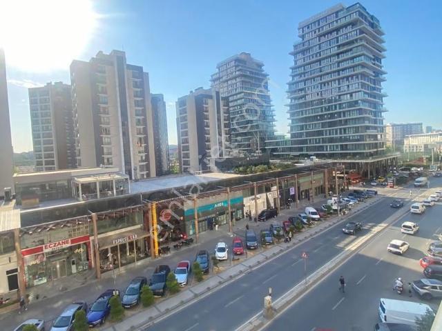 Sahilpark Konutlarında Satılık 2+1 Ebeveyn Banyolu Daire
