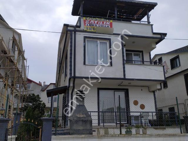 Sahinden Satılık Lüks Yazlık