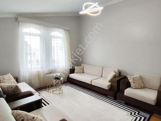 Sahipata Mah. Ayrı Girişli Bakımlı Dubleks Satılık 5+1 Daire