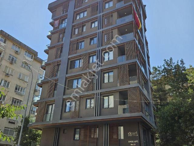 Sahrayı Cedit Atatürk Cad. Yakın Medicana Parka Yakın 3+1