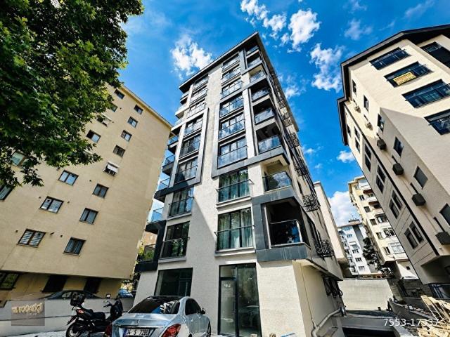 SAHRAYICEDİT METRO'YA YAKIN 2026 YAPIMI E.BANYOLU,BALKONLU 115m2 2+1 DAİRE