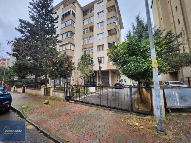 Sahreycedit'te 2+1 Geniş Balkonlu 80m2 Net 2+1 Daire