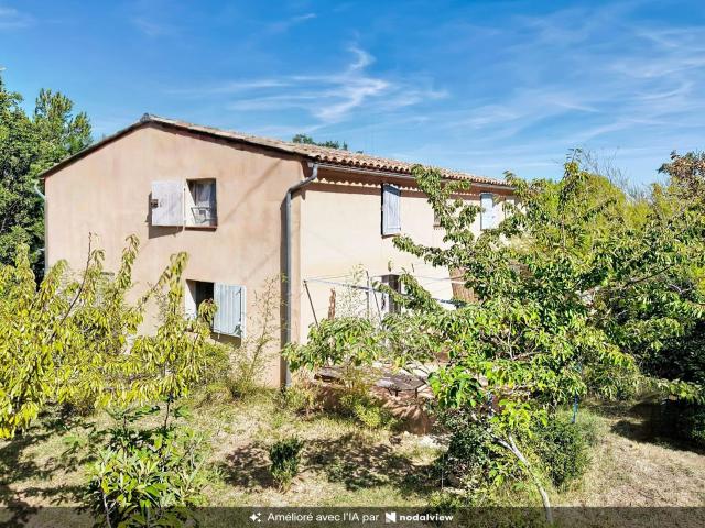 Saignon Propriété de charme avec piscine, à quelques pas d. 201m² Saignon