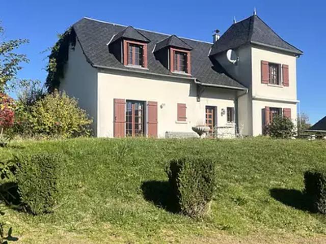 Saignes 15240 Achat / Vente maison 4 pièces t4 piscine