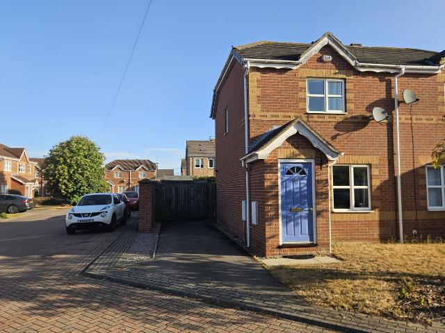 Sailors Wharf, Hull, North Humberside HU9, 2 bed semi detached house to rent, £825 pcm | PrimeLocation