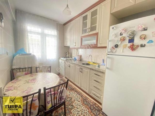 Saim Çıkrıkçı Cad. Kibarım Market Yan Sokağı Eşyalı Kiralık 3+1