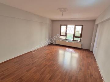 Saimekadında 1. Katta 3+1 Bağımsız Salon Yapılı Kiralık Daire