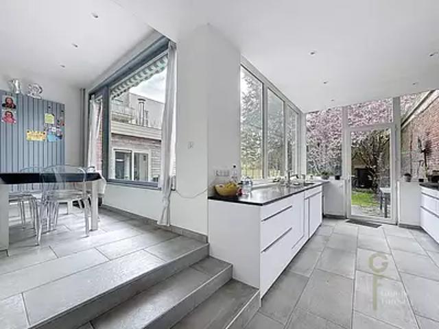 Sainghin en Mélantois 59262 Achat / Vente maison 8 pièces t8 parking