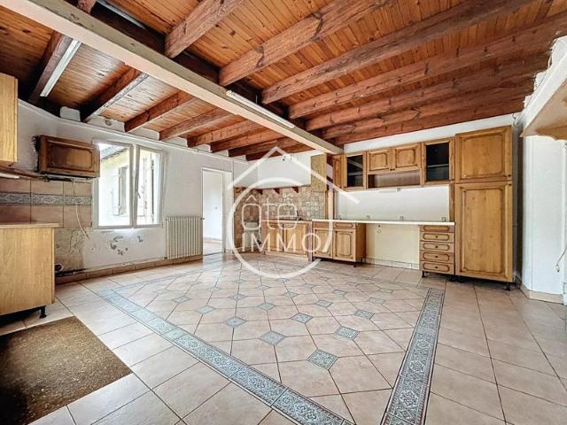 Saint Terre: Maison avec accès privatif à la Dordogne