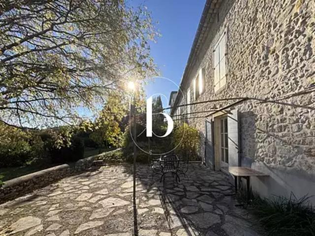 Saint Théodorit 30260 Achat / Vente maison 4 pièces t4 au dernier étage piscine