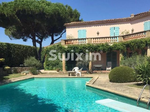 Saint Tropez – Propriété de caractère à deux pas de la Place. 550m² Saint Tropez