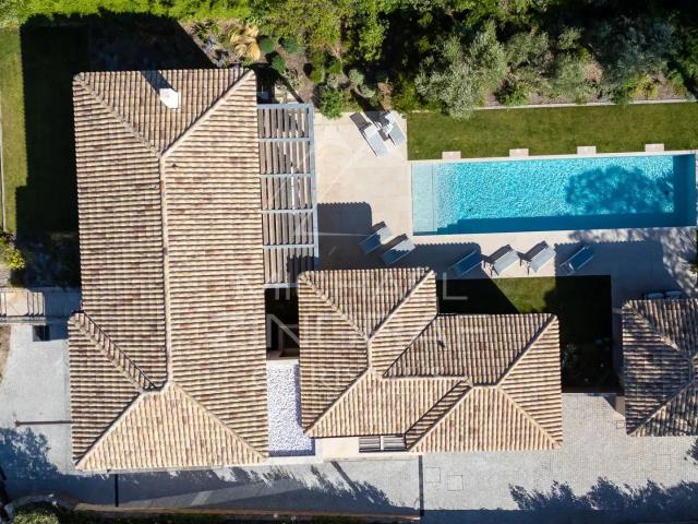 Saint Tropez – Villa contemporaine d’exception avec vue mer. 358m² Saint Tropez