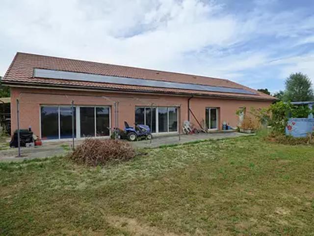Saint Trivier de Courtes 01560 Achat / Vente maison 9 pièces t9 au dernier étage