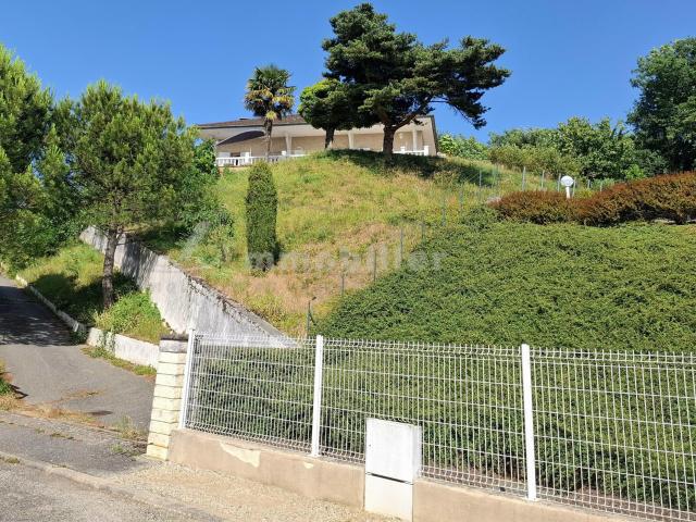 Saint Vérand Maison Individuelle 138 M2 Terrain 2086 M2, Par. 138m² Saint Vérand