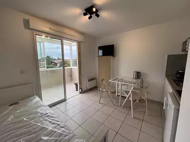 Saint Vincent de Paul 40990 Location appartement 1 pièce t1 au dernier étage