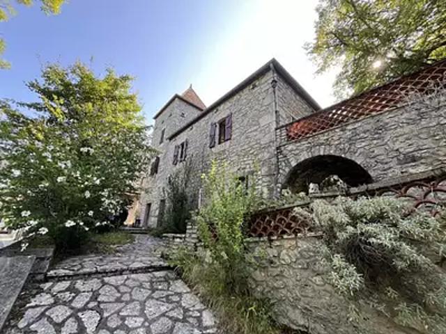 Saint Vincent Rive d'Olt 46140 Achat / Vente maison 6 pièces t6 parking