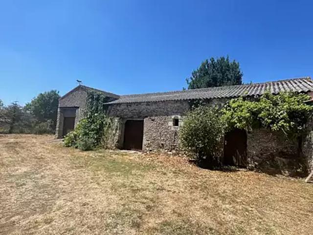 Saint Viaud 44320 Achat / Vente maison 4 pièces t4 au dernier étage