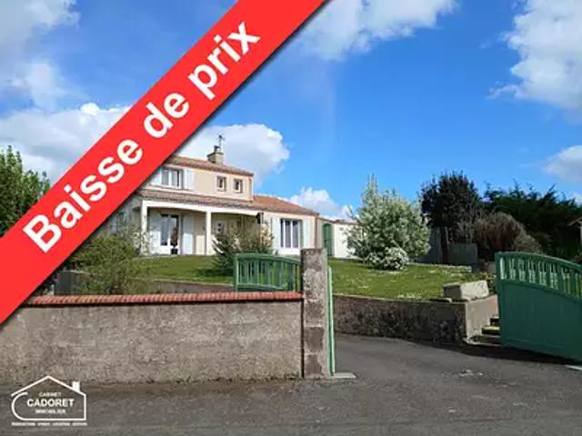 Saint Viaud 44320 Achat / Vente maison parking