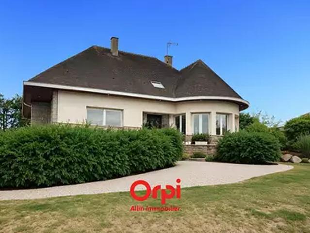 Saint Victor 03410 Achat / Vente maison 7 pièces t7 piscine jardin