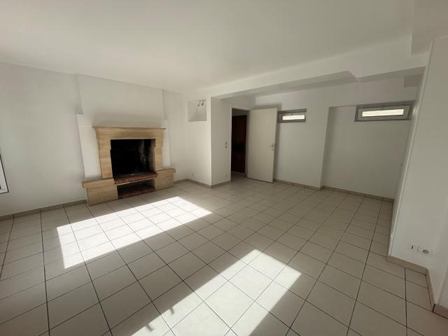 SAINT VIGOR LE GRAND, Maison F6