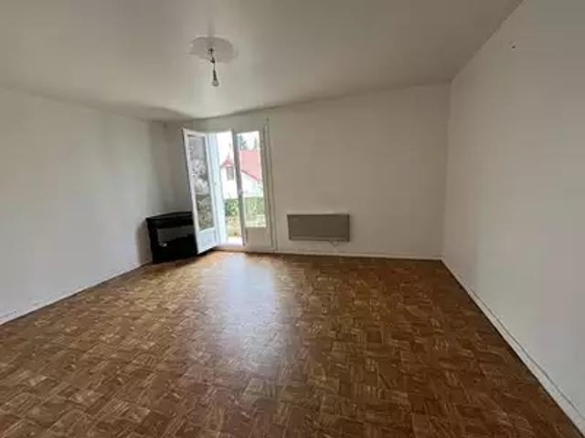 Saint Yrieix la Perche 87500 Location maison 2 pièces t2