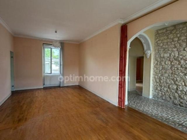 Saint Yrieix. Maison 190 m² sur terrain de 4070 m²