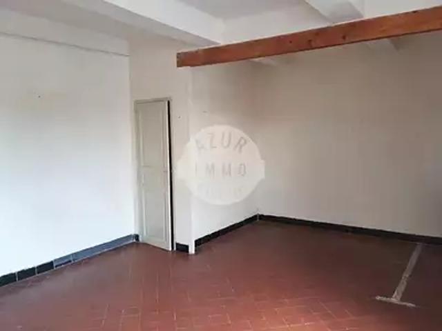 Saint Zacharie 83640 Achat / Vente appartement 2 pièces t2 cave