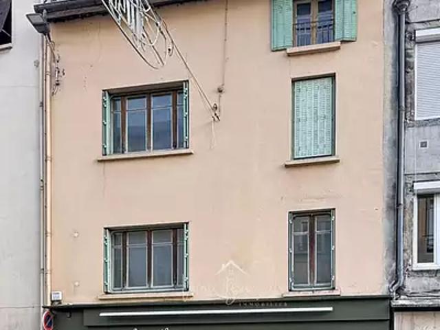 Saint Affrique 12400 Achat / Vente appartement 7 pièces t7