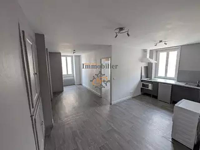 Saint Affrique 12400 Location appartement 2 pièces t2