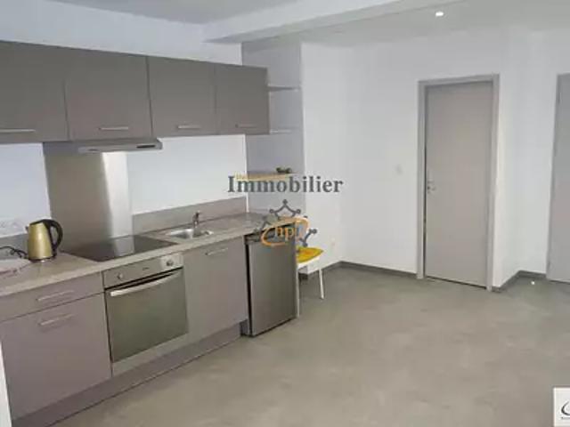 Saint Affrique 12400 Location appartement 2 pièces t2