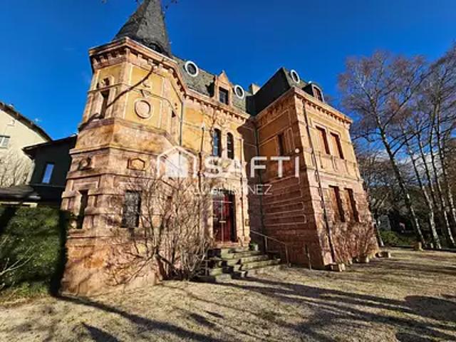 Saint Alban sur Limagnole 48120 Achat / Vente maison 15 pièces t15 piscine terrasse