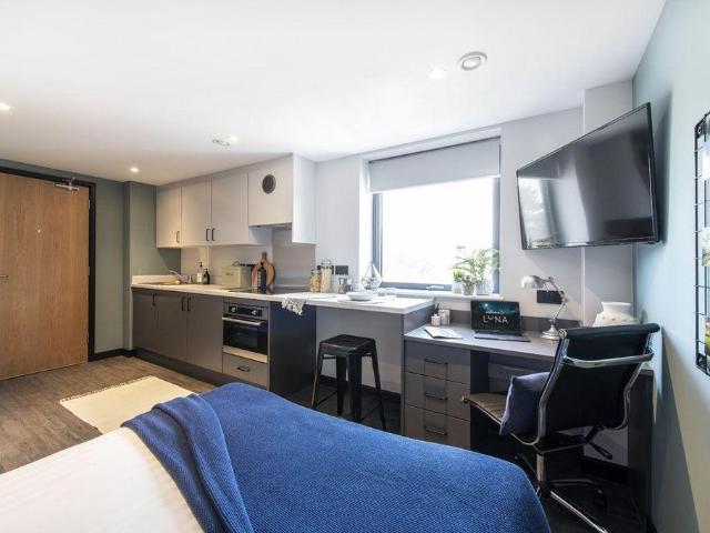 Saint Albans Road 1 bed private hall to rent £1,018 pcm £235 pw
