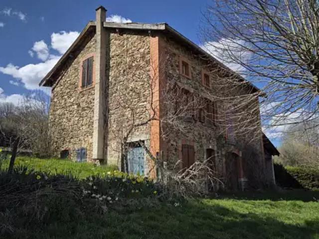 Saint Alyre d'Arlanc 63220 Achat / Vente maison 7 pièces t7