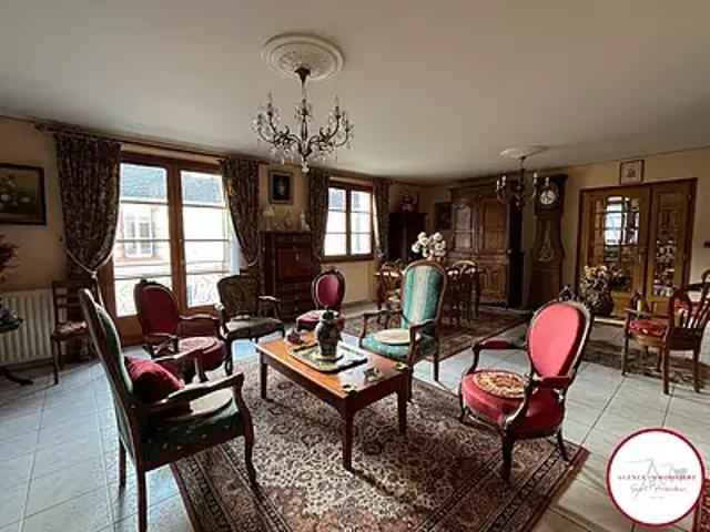 Saint Amand Montrond 18200 Achat / Vente appartement 4 pièces t4 au dernier étage