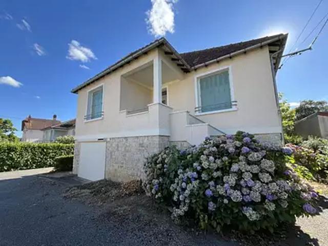Saint Amand Montrond 18200 Achat / Vente maison 5 pièces t5
