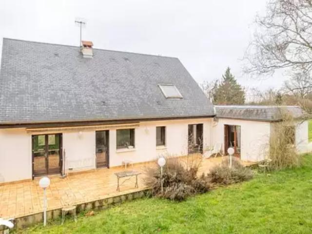 Saint Amand Montrond 18200 Achat / Vente maison 5 pièces t5 parking