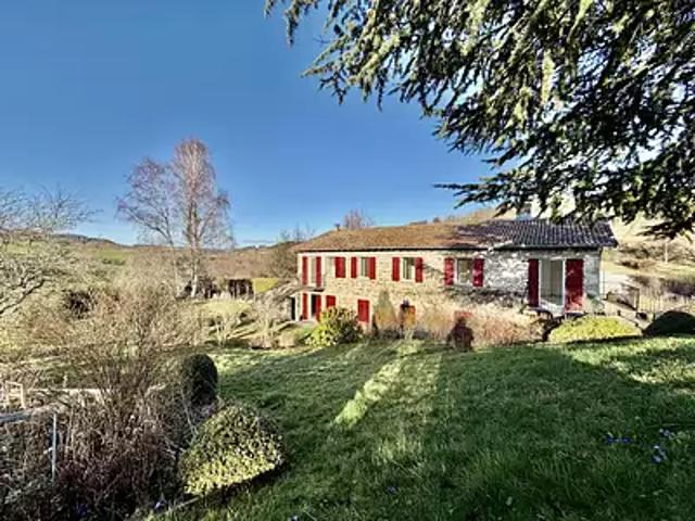 Saint Amant Roche Savine 63890 Achat / Vente maison 10 pièces t10