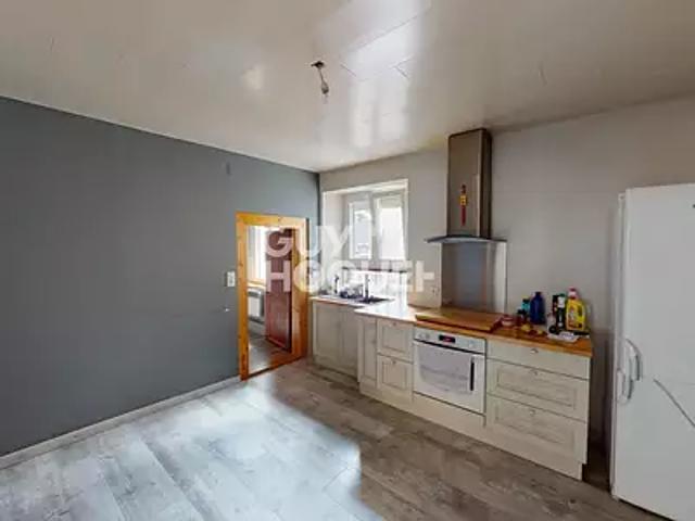 Saint Amarin 68550 Achat / Vente appartement 3 pièces t3 au dernier étage cave