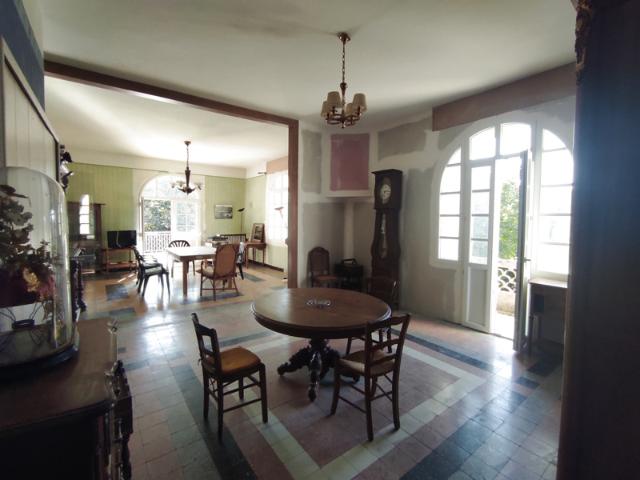 SAINT AMBROIX ANCIENNE FILATURE DEUX HABITATIONS, ATELIER