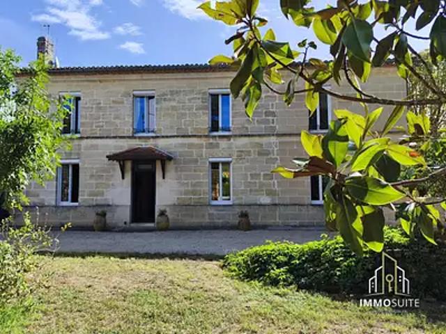 Saint André de Cubzac 33240 Location maison 8 pièces t8