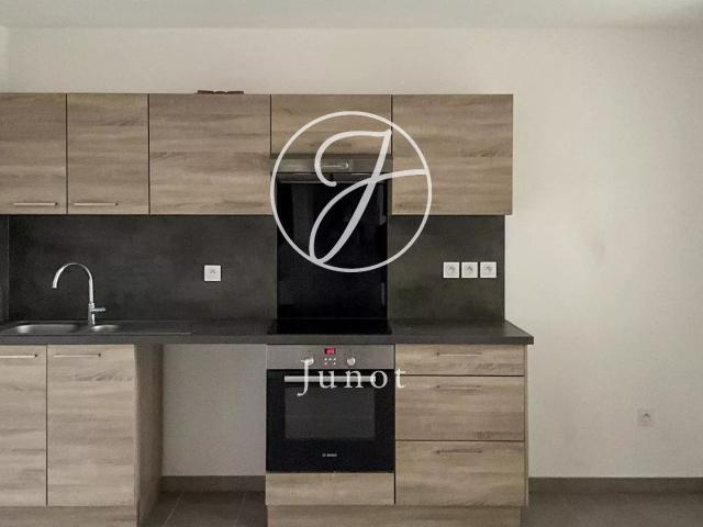 Saint André lez Lille – SAINTE HELENE – Appartement à vendre – 2