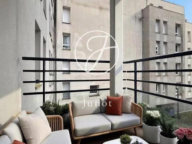 Saint André lez Lille – SAINTE HELENE – Appartement à vendre – 2 pièces – 46,22m² – Balcon – Parking sécurisé