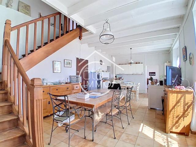 Saint Antoine de Breuilh: Maison de campagne avec vue panor. 112m² Saint Antoine de Breuilh